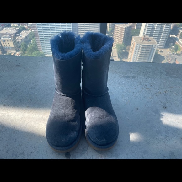 Ugg boots - Picture 2 of 7